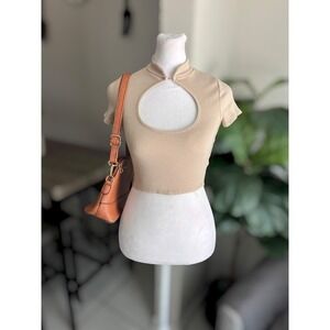 BETTER BE Keyhole Crop Top Size XS